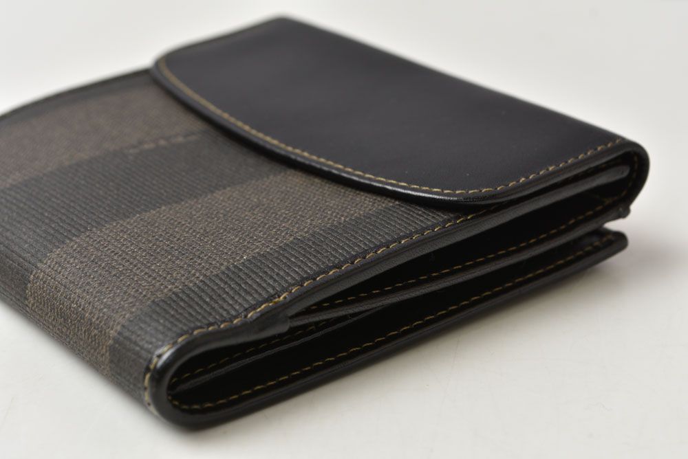 Fendi Wallet Pecan Pattern Bifold Vintage Black Gray — view 4