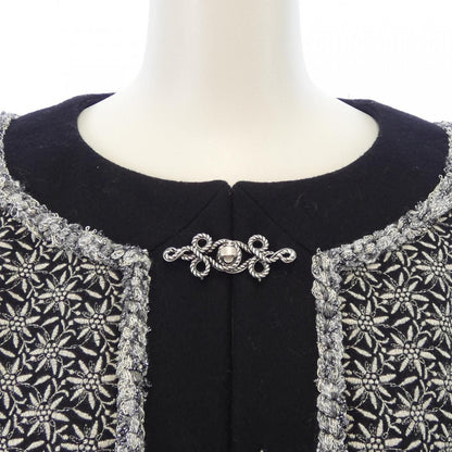 Chanel 15A Collarless Jacket — view 5