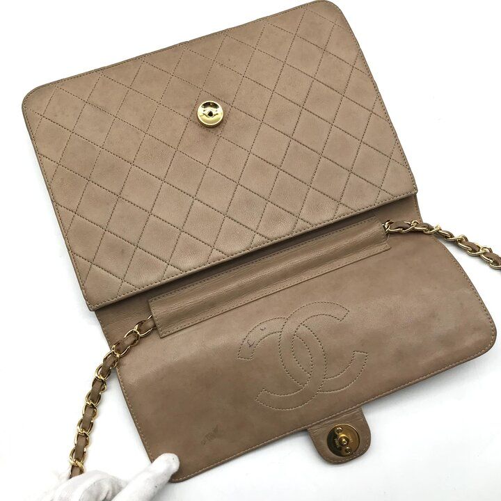 Chanel Quilted CC Logo Push Lock Chain Shoulder Bag Beige — view 7