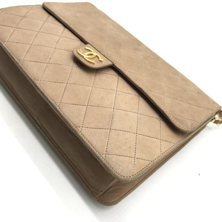 Chanel Quilted CC Logo Push Lock Chain Shoulder Bag Beige — view 4