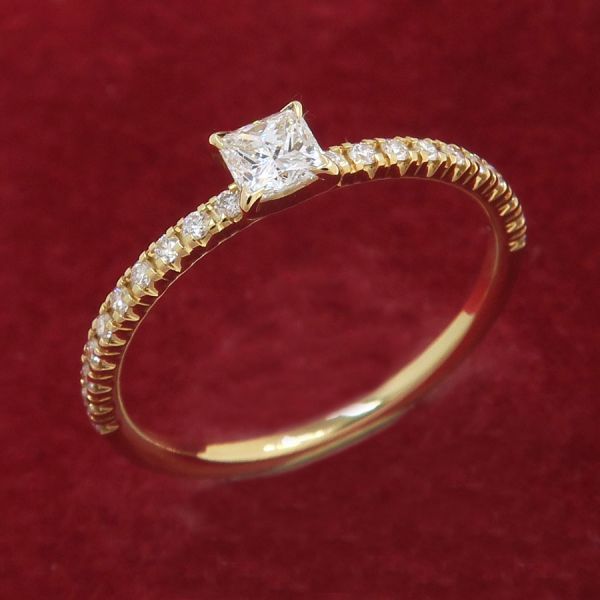 Cartier Etincelle de Cartier Ring Princess Cut — view 5