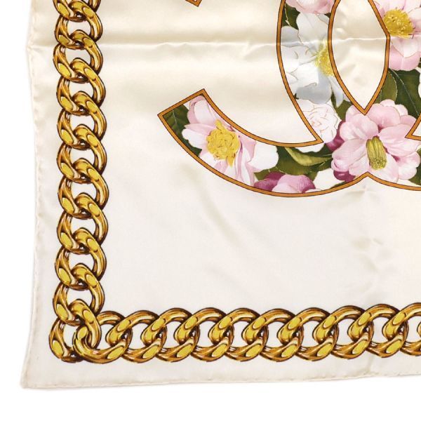 Chanel Scarf Ivory — view 4