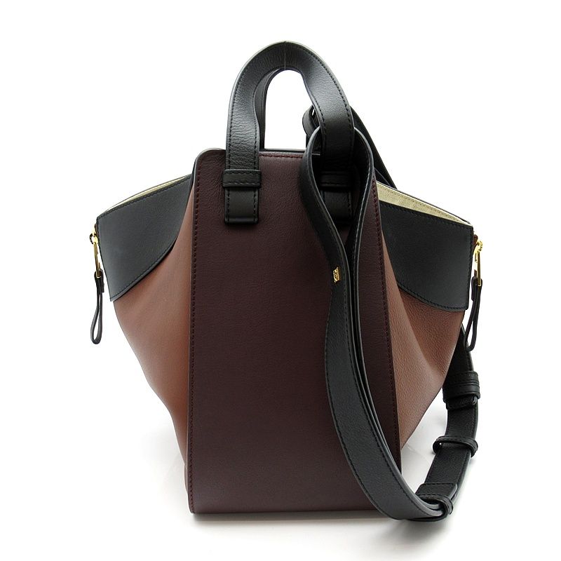 Loewe Hammock Small Soft Grain Calfskin Shoulder Bag Sand Medium — view 4