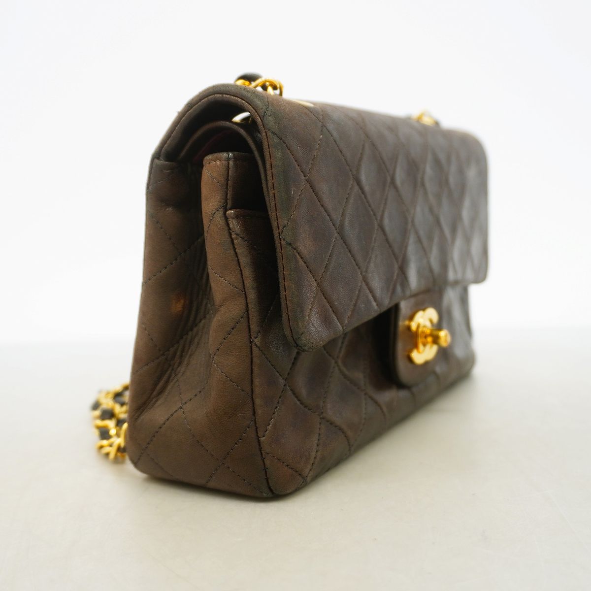 Chanel Shoulder Bag Quilted Lambskin Black Gold — view 2