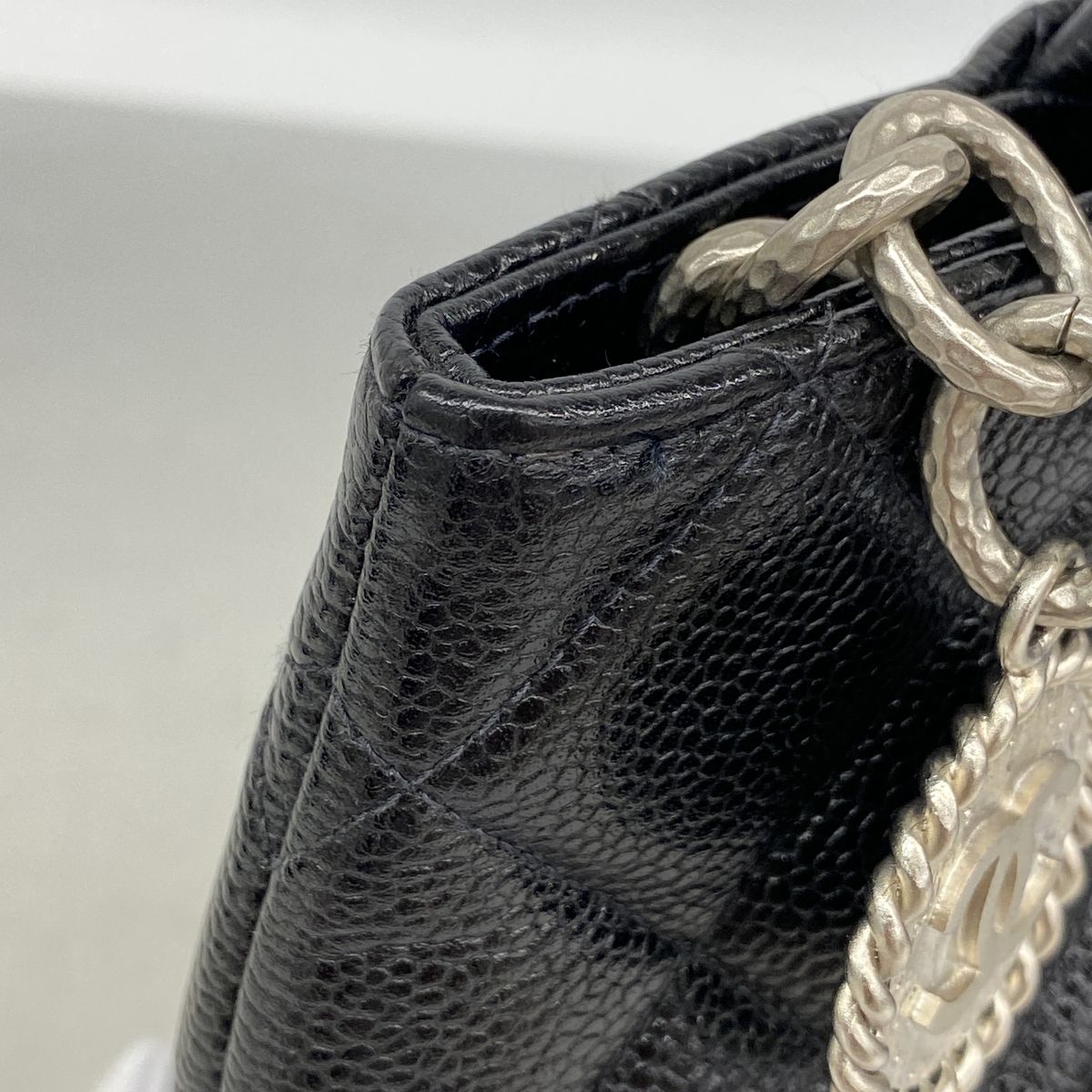 Chanel Tote Bag Reissue Caviar Leather Black Silver — view 7