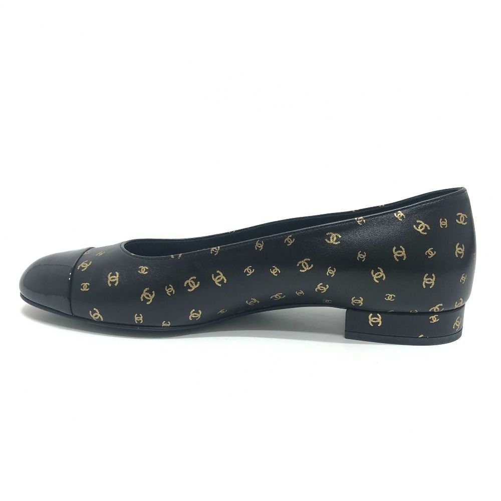 Chanel Pumps CC Logo All Over Print Ballerina Black Flats — view 7