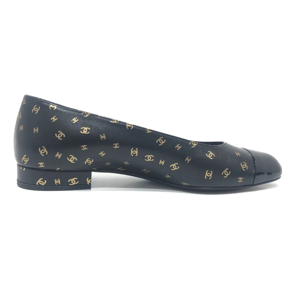 Chanel Pumps CC Logo All Over Print Ballerina Black Flats — view 5
