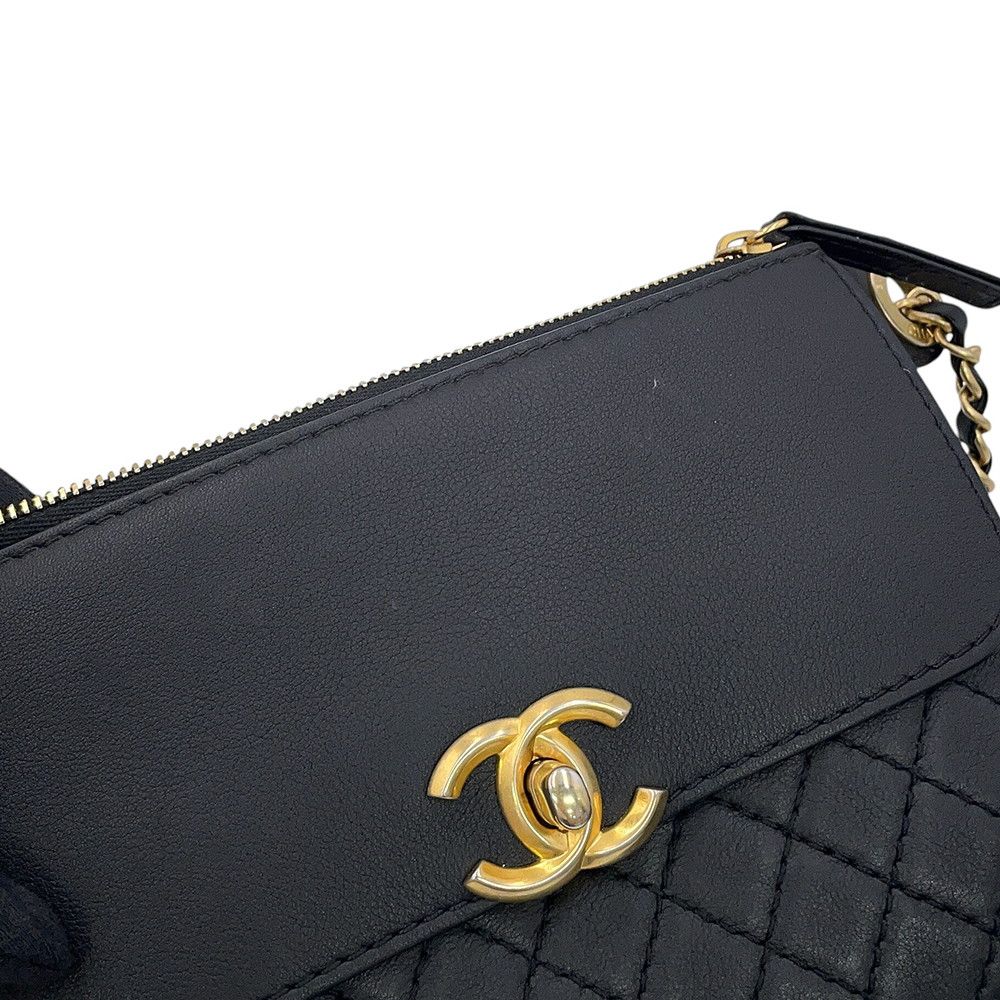 Chanel Waist Bag CC Logo Quilted Leather Tweed Black — view 7