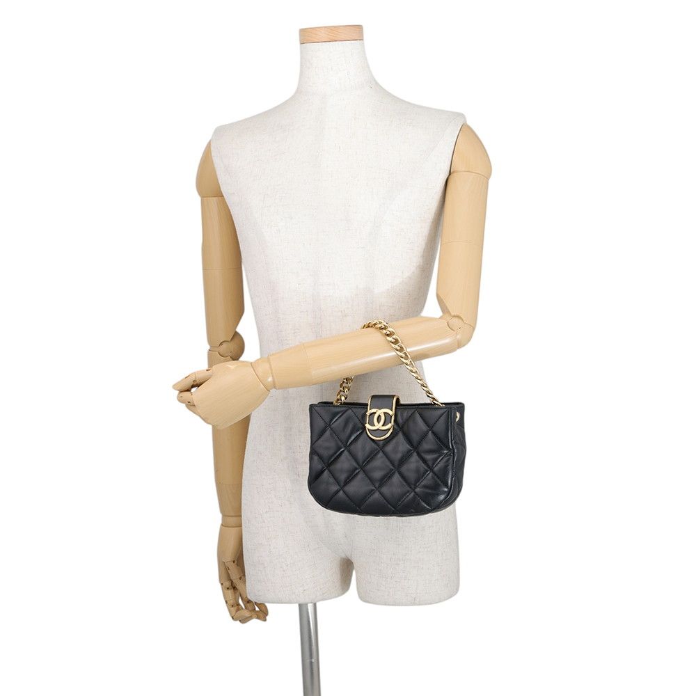 Chanel Chain Shoulder Bag Quilted CC Logo Lambskin 2-Way Black — view 4