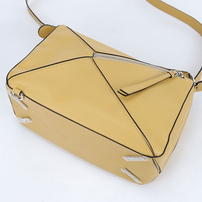 Loewe Medium 2-Way Puzzle Handbag Calfskin — view 2