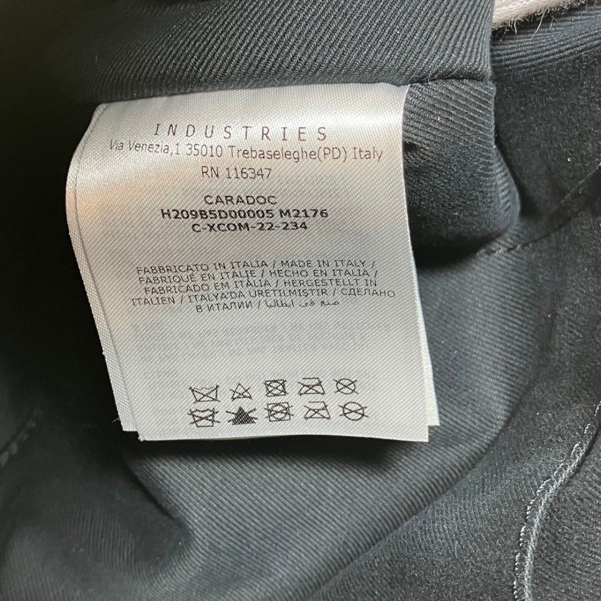 Moncler Caradoc Tote Bag Nylon Cotton Down 90% Feather 10% — view 8