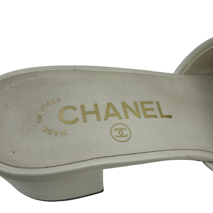 Chanel Mules White Beads CC Logo Leather — view 5