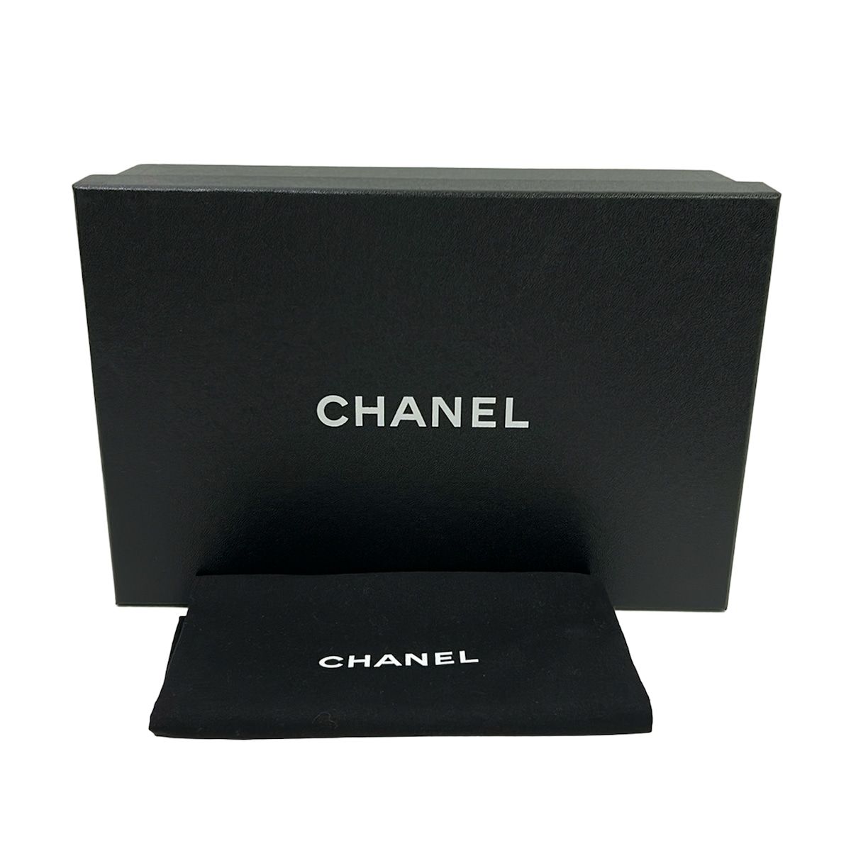 Chanel Mules White Beads CC Logo Leather — view 7
