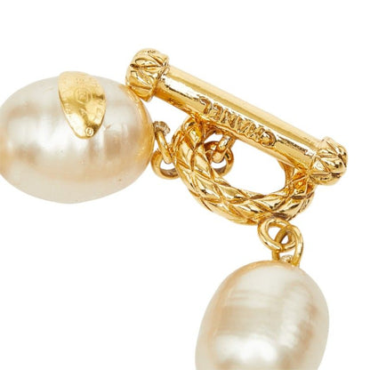 Chanel Toggle Quilted Pattern Vintage Necklace Oval 93A White Gold Faux Pearl — view 3