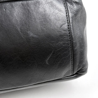 Chanel Tote Bag CC Logo Chain Leather Black — view 3