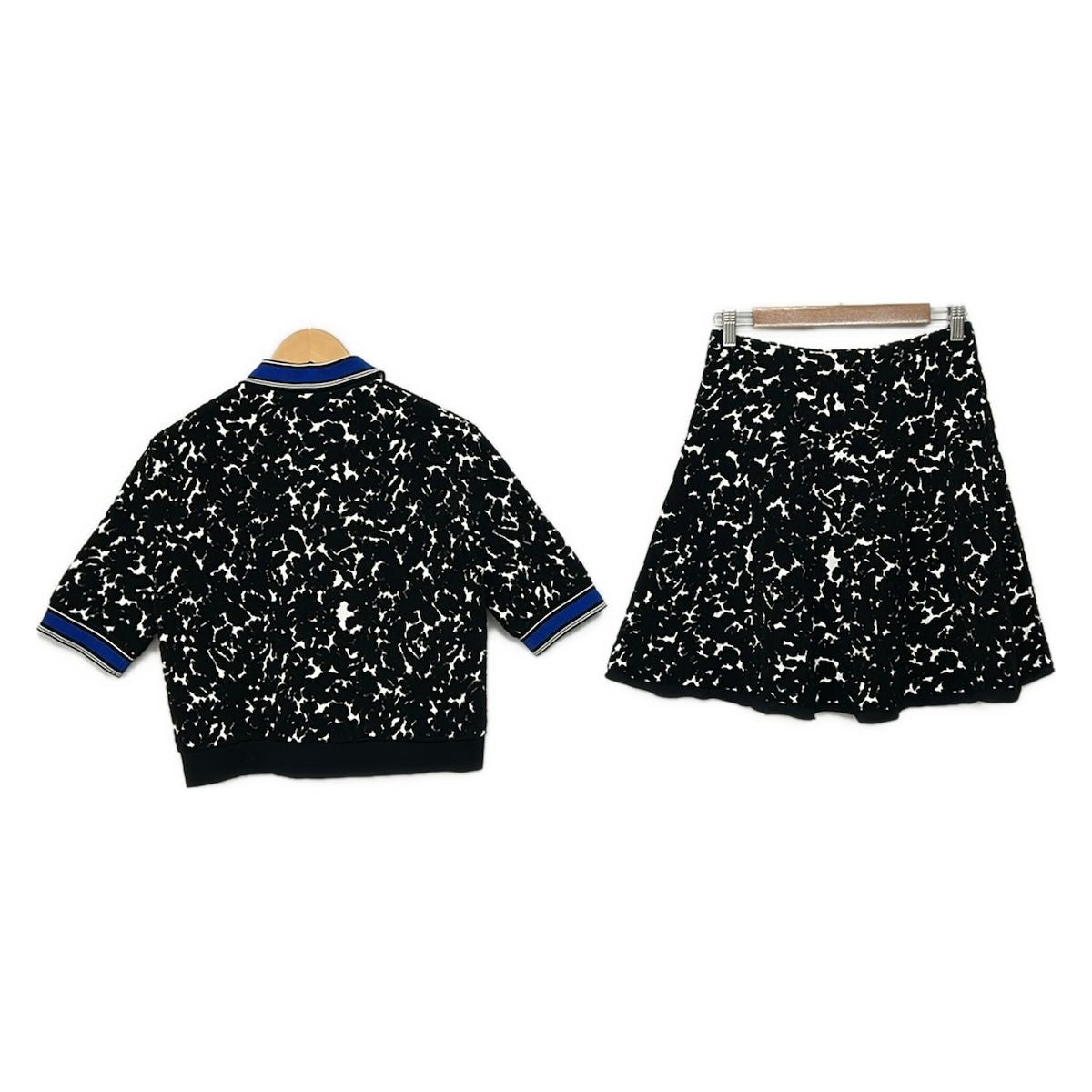 Louis Vuitton Skirt Set Black White Blue — view 2