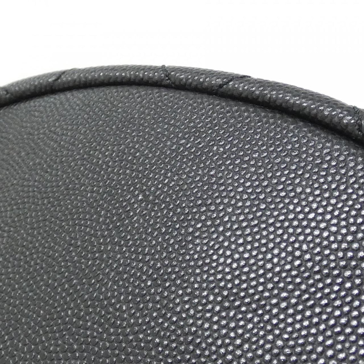 Chanel Bag Handbag Black — view 3