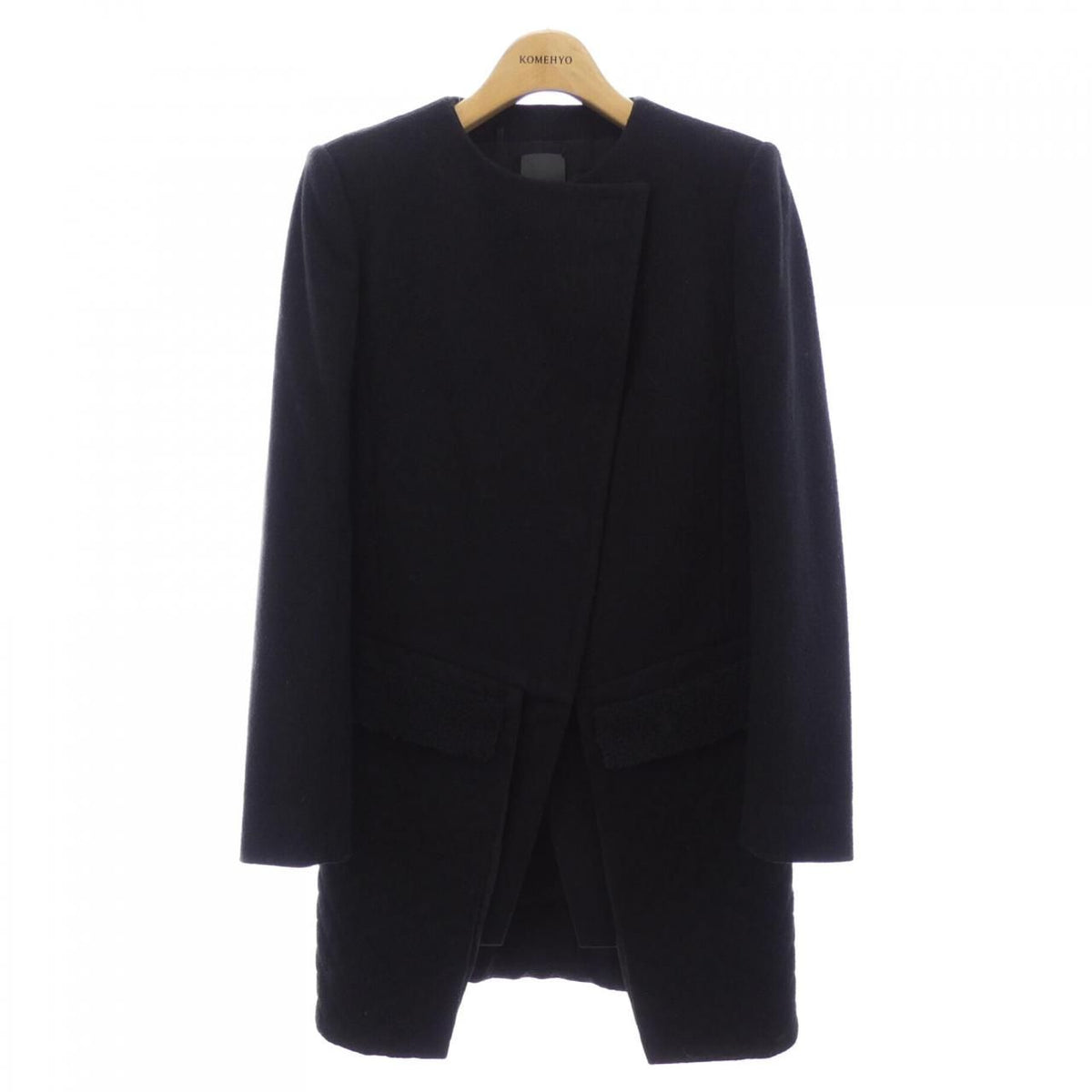 Fendi Coat FF5837 D5A