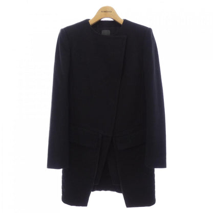 Fendi Coat FF5837 D5A