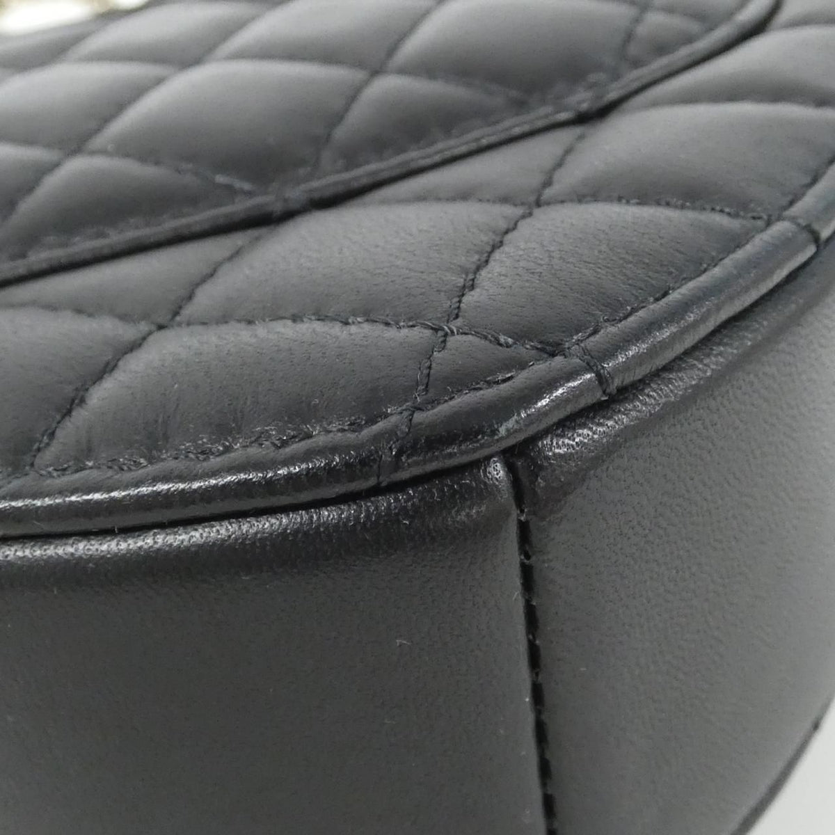 Chanel Shoulder Bag Black — view 3