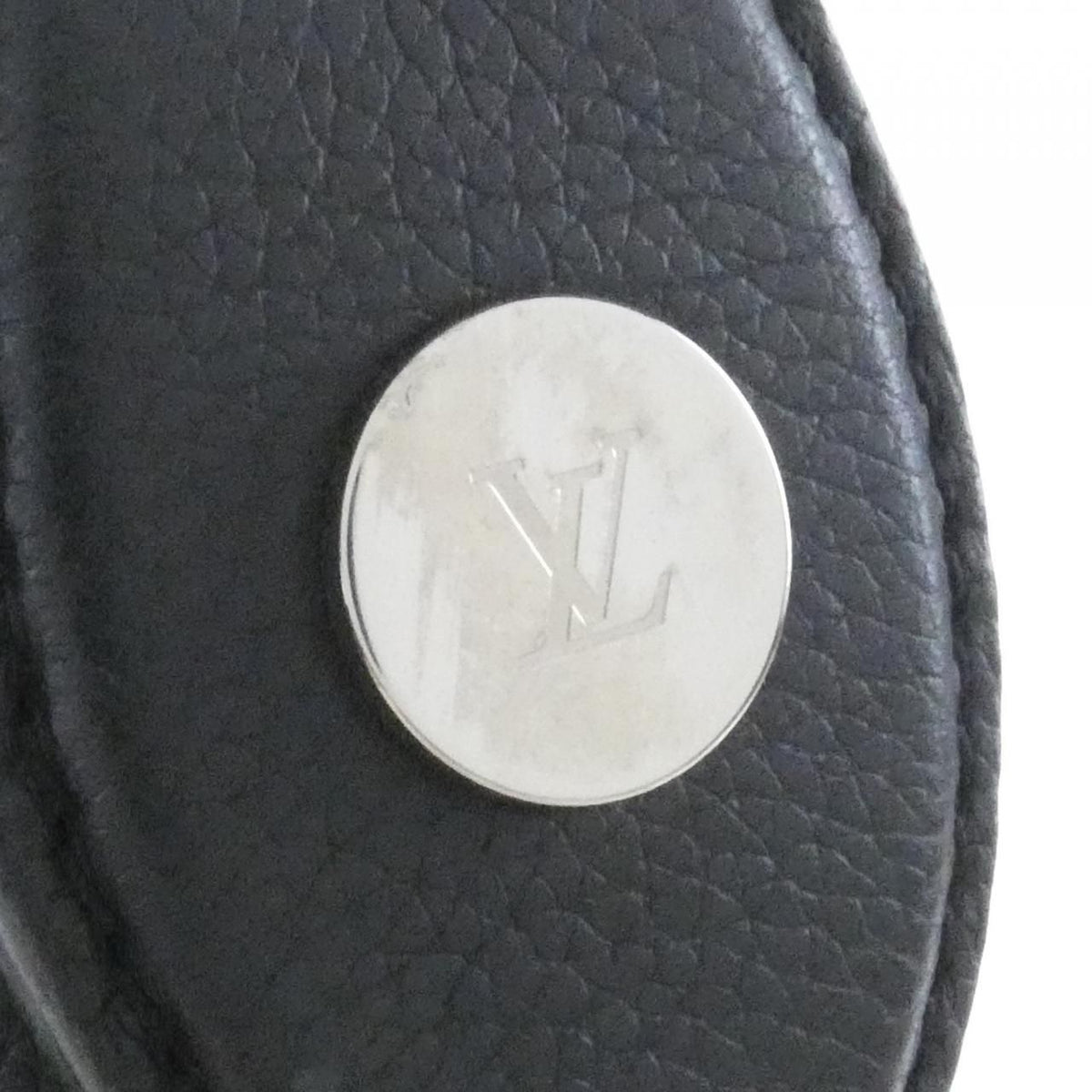 Louis Vuitton Lockme Hobo Shoulder Bag — view 7