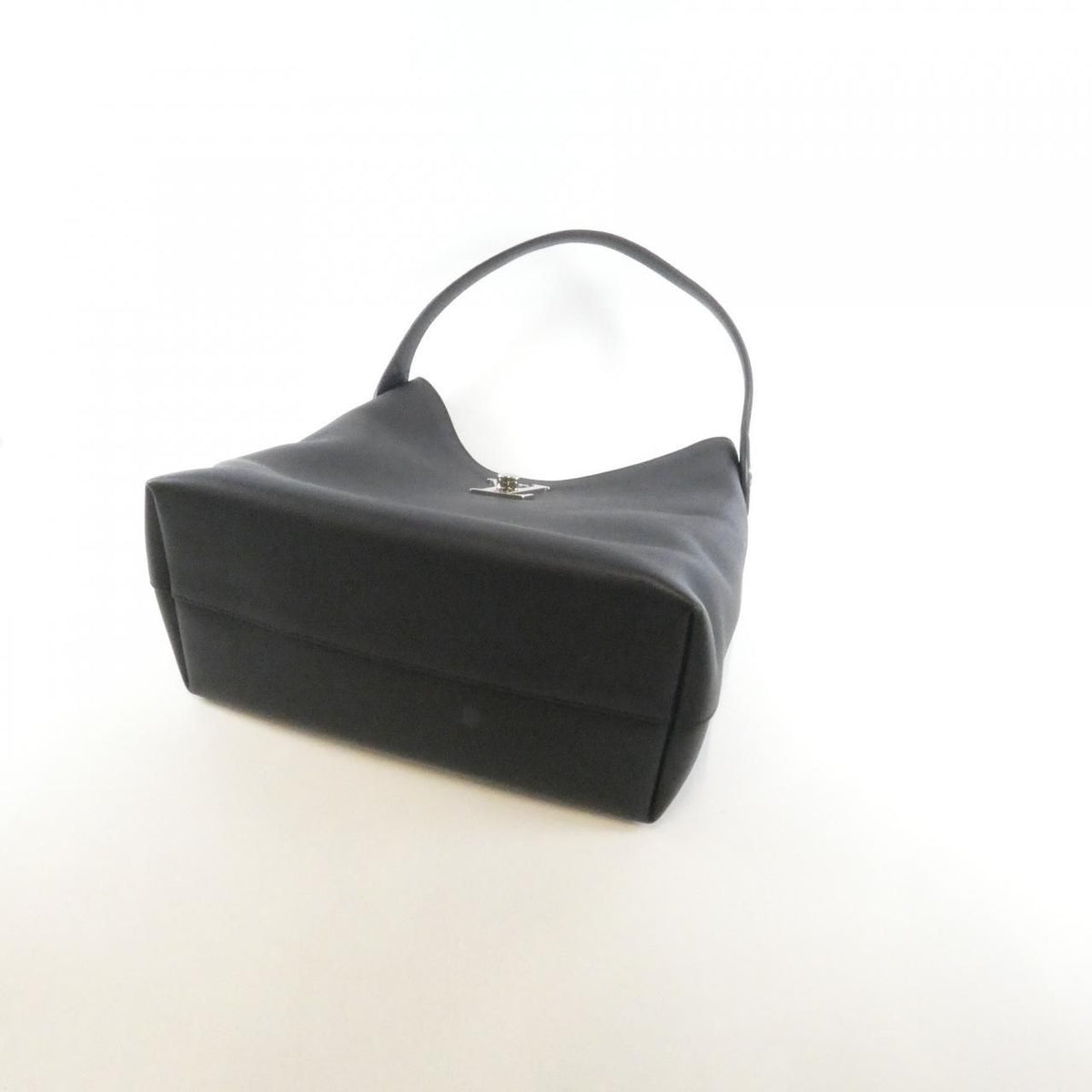 Louis Vuitton Lockme Hobo Shoulder Bag — view 3