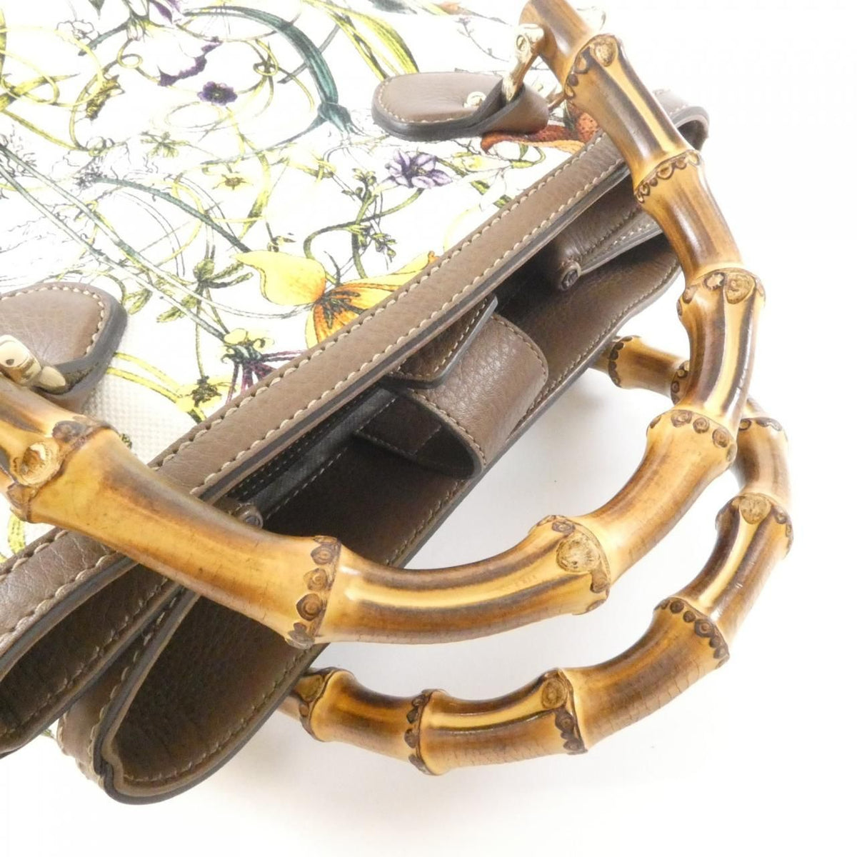 Gucci Bag Handbag White — view 4