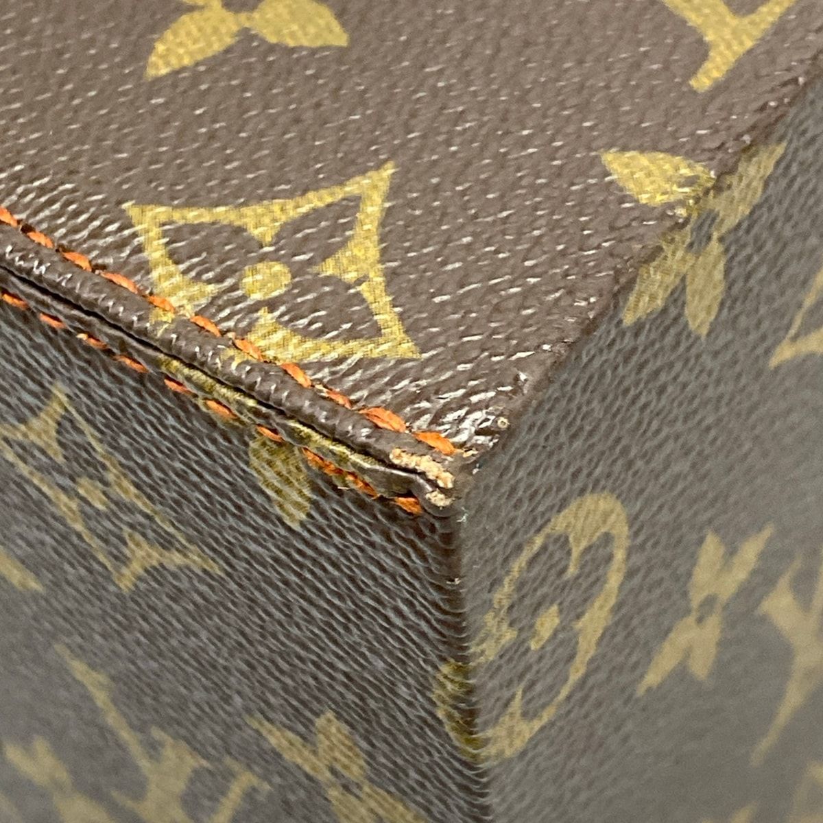 Louis Vuitton Vanity Bag Monogram Boite-a-tout — view 6