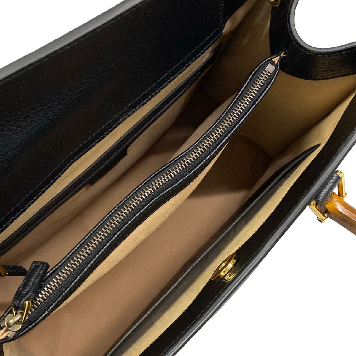 Gucci Handbag Diana Black Leather — view 7