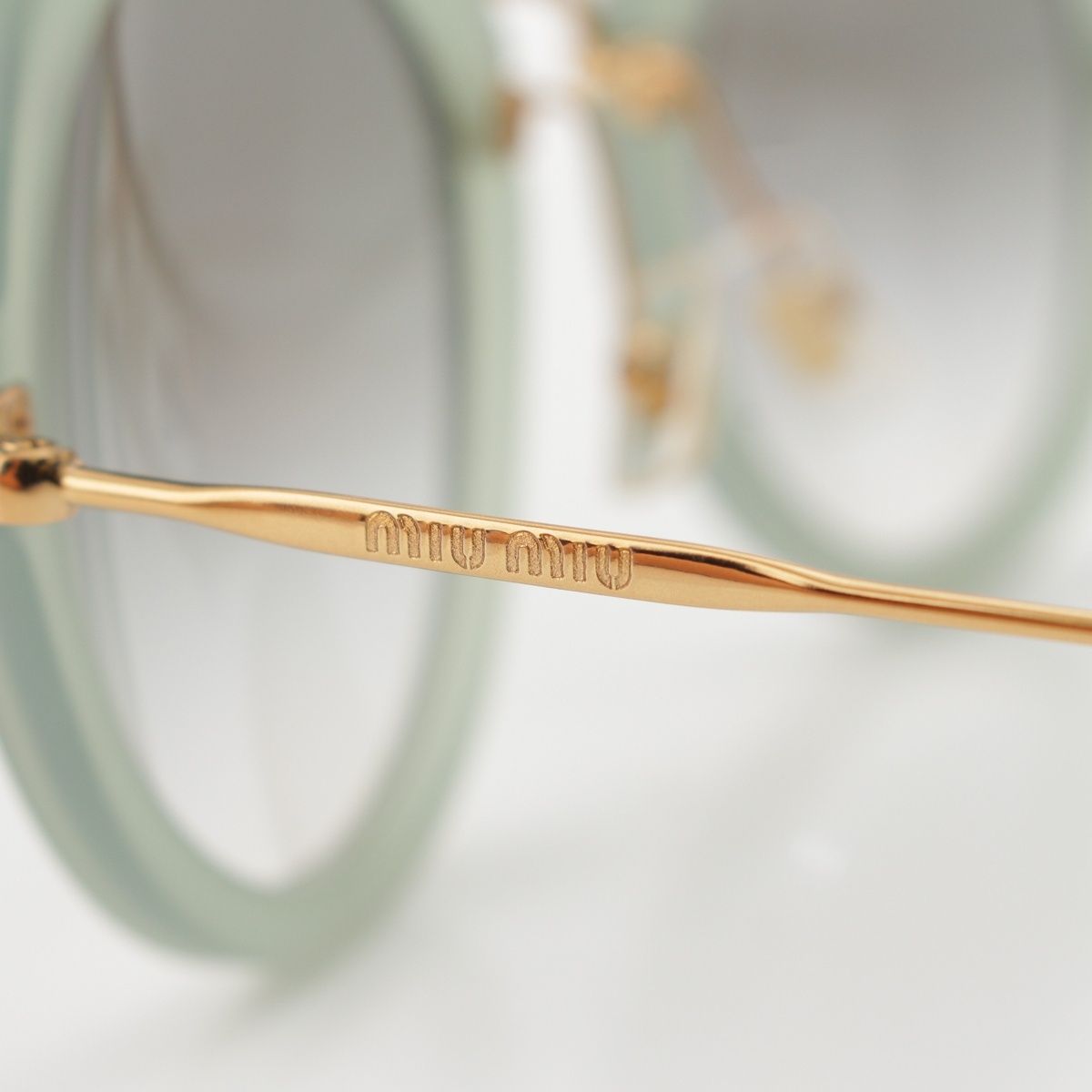 Miu Miu Metal Frame Color Lens Leopard Sunglasses Eyewear Gold Gray — view 7