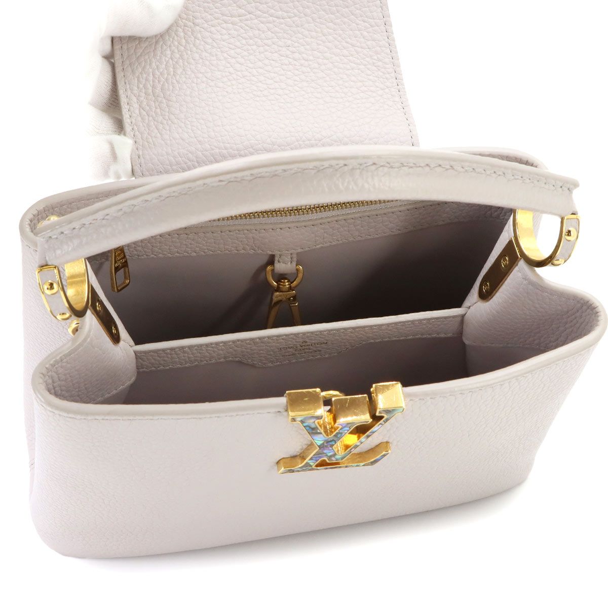 Louis Vuitton Capucines BB 2-Way Bag Taurillon Leather Bloom — view 6