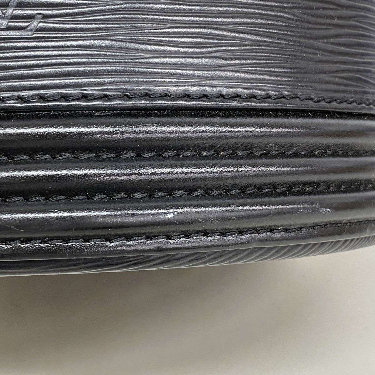 Louis Vuitton Handbag Epi Cannes Noir — view 6