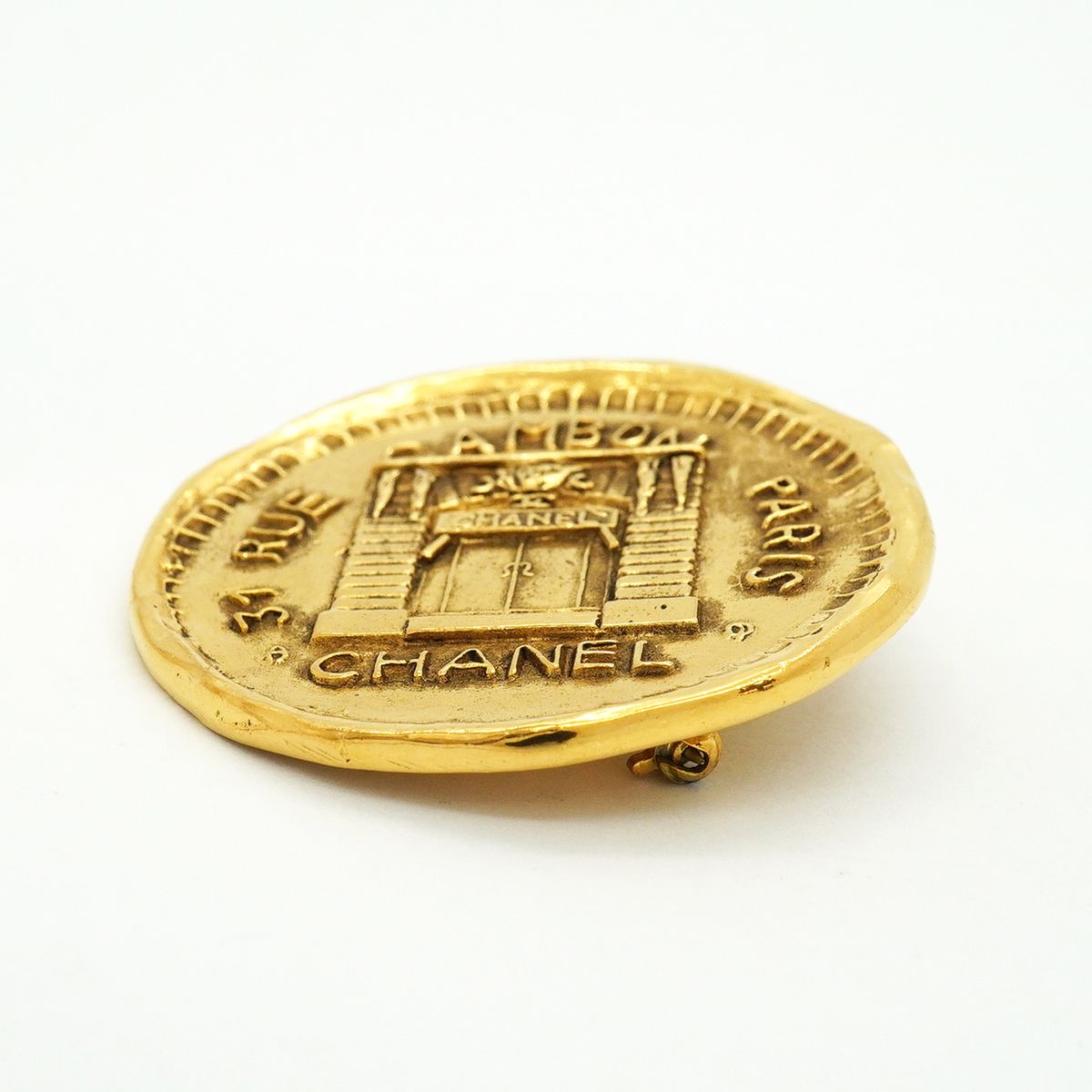 Chanel Brooch Vintage Logo Cambon Round Circle Gold Plated — view 3