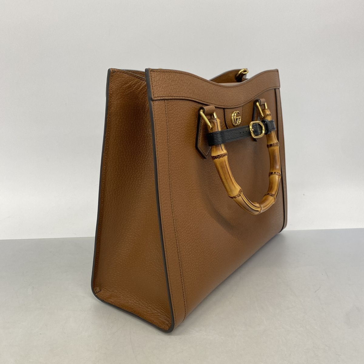 Gucci Tote Bag Diana Leather Brown Gold 2-Way — view 2