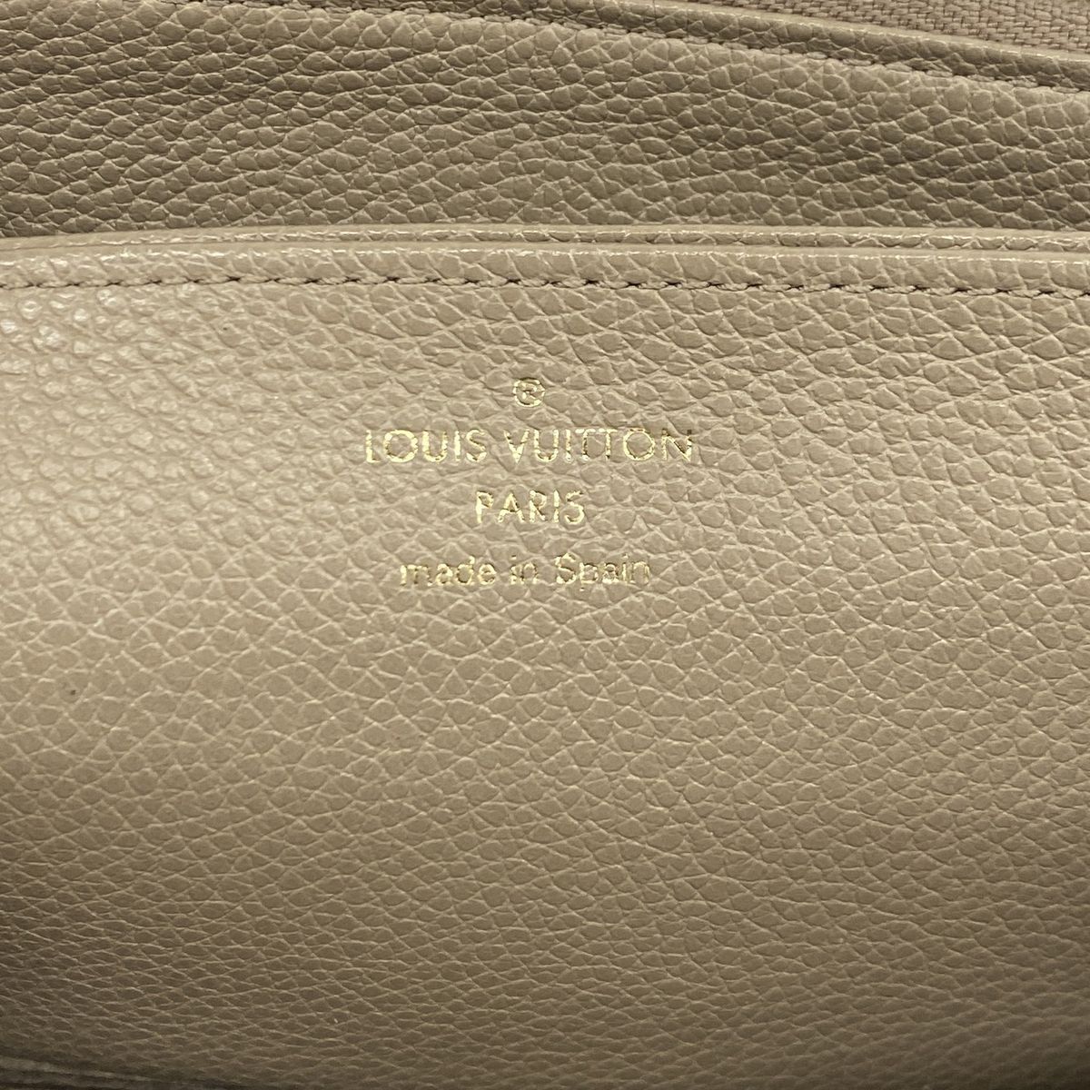 Louis Vuitton Wallet Monogram Empreinte Zippy Tourterelle — view 4