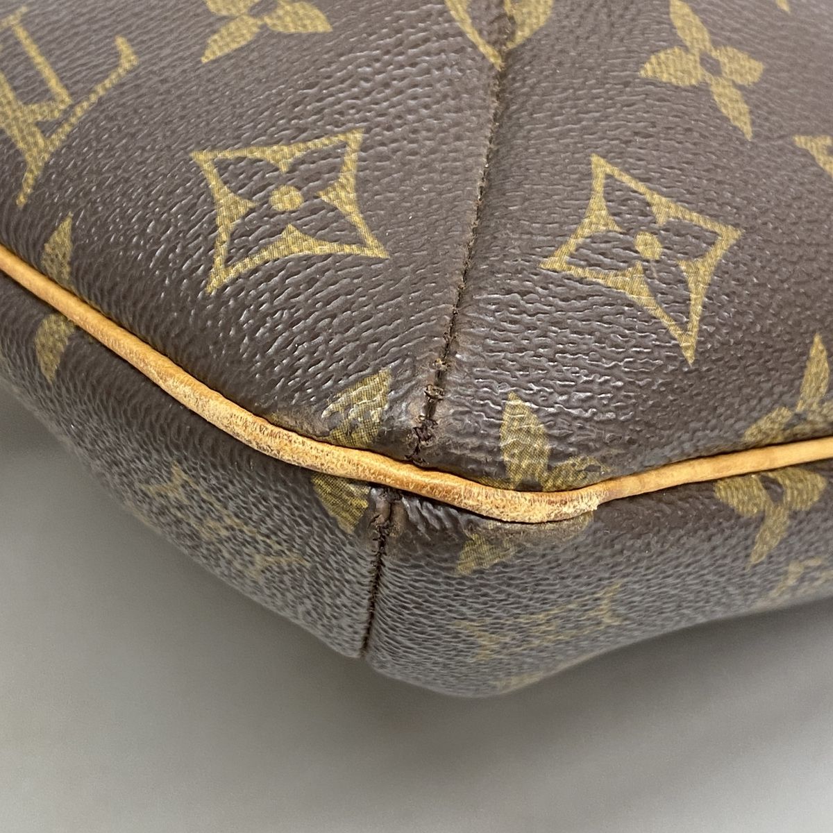 Louis Vuitton Shoulder Bag Monogram Musette Brown — view 6