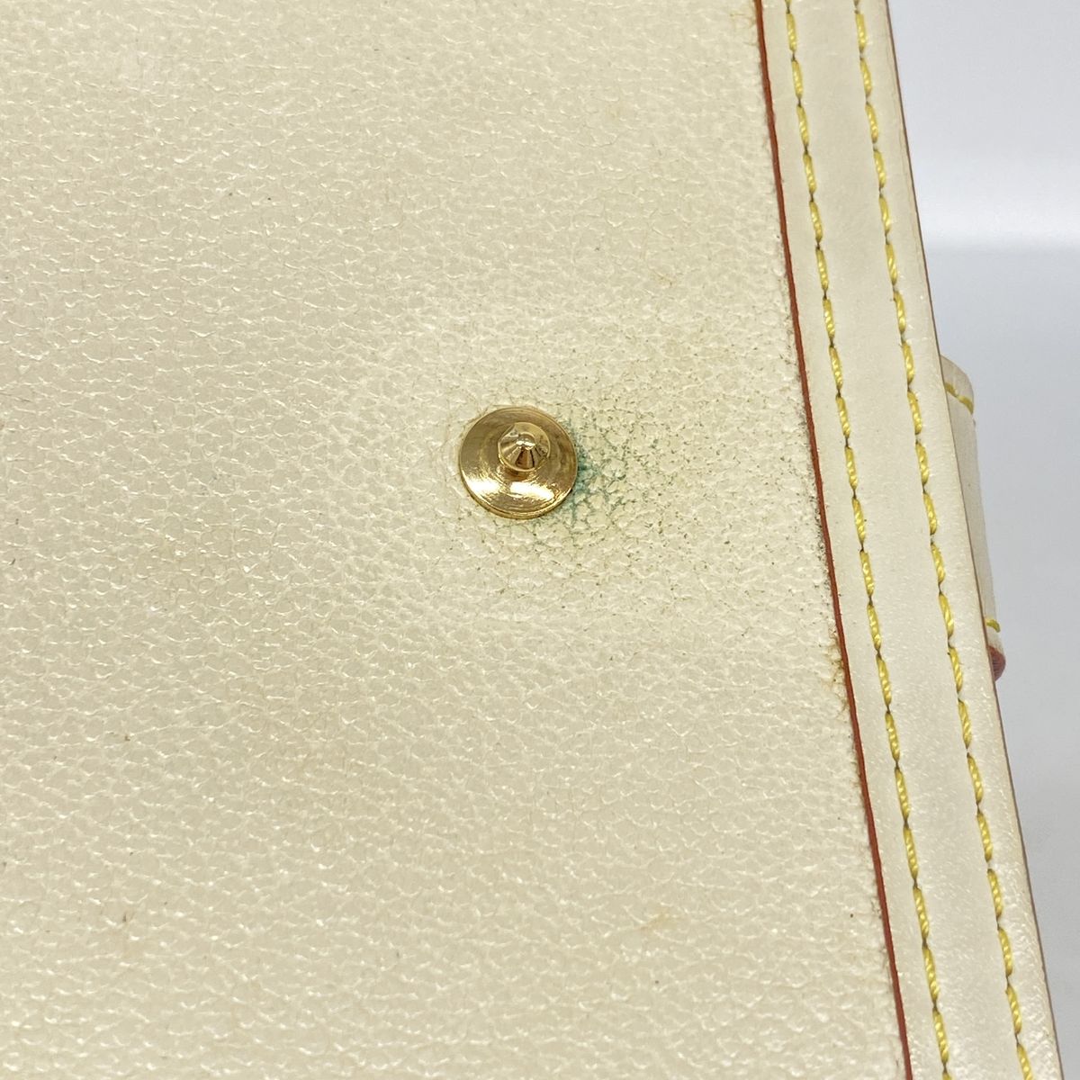 Louis Vuitton Wallet Suhali Compact Zip Blanc — view 8