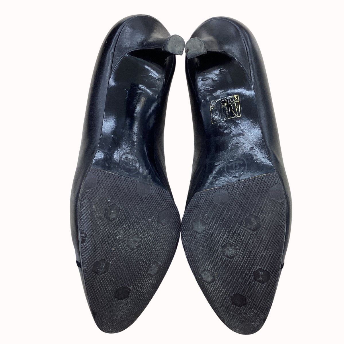 Chanel Pumps CC Logo Leather Black Heels — view 5