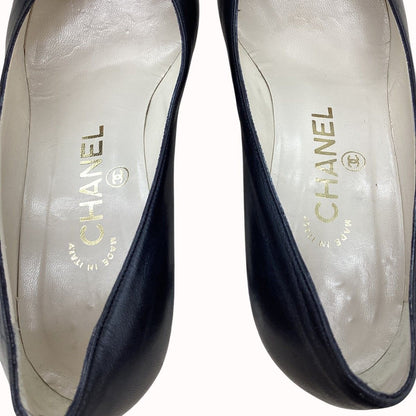 Chanel Pumps CC Logo Leather Black Heels — view 7