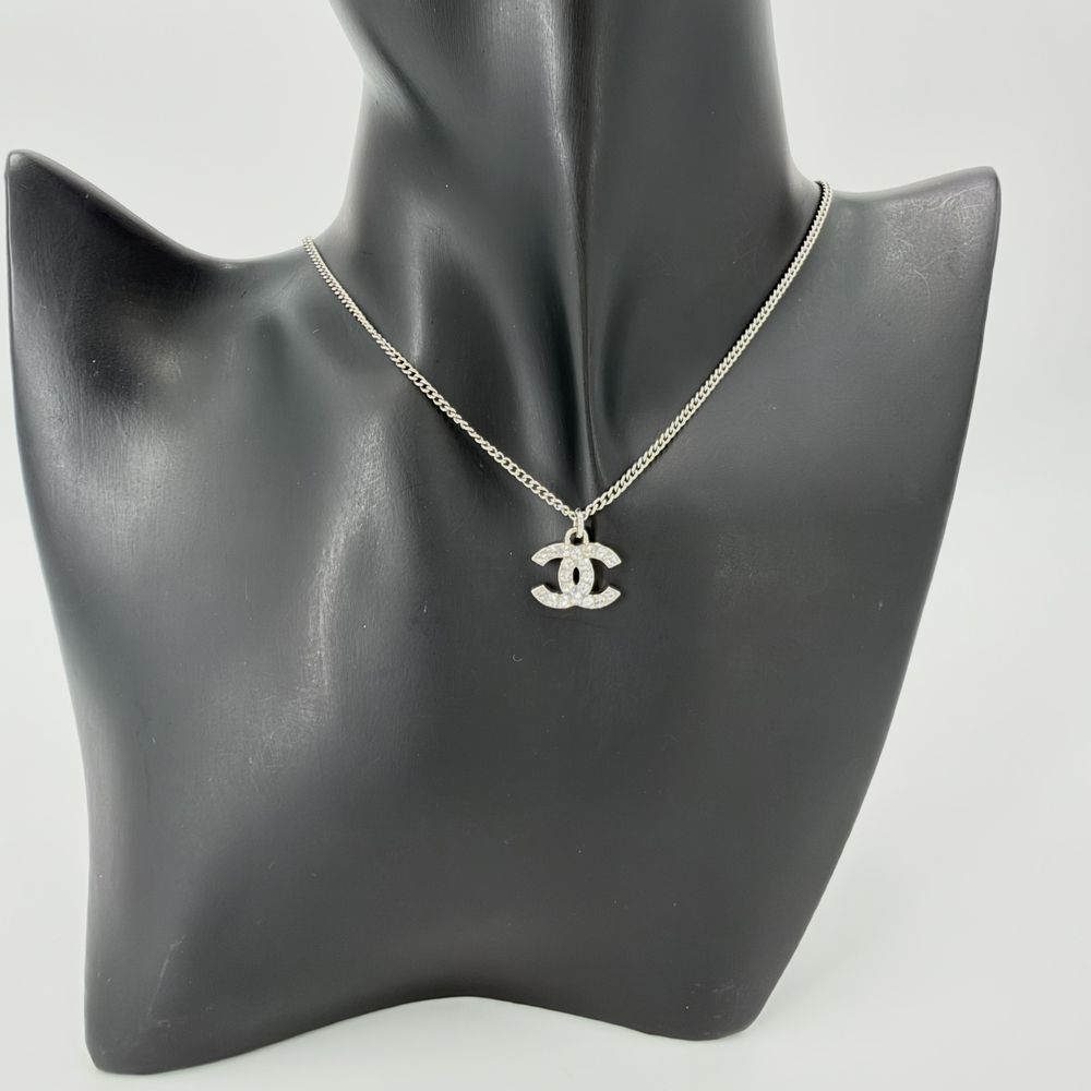 Chanel Necklace CC Logo Rhinestone Silver — view 3