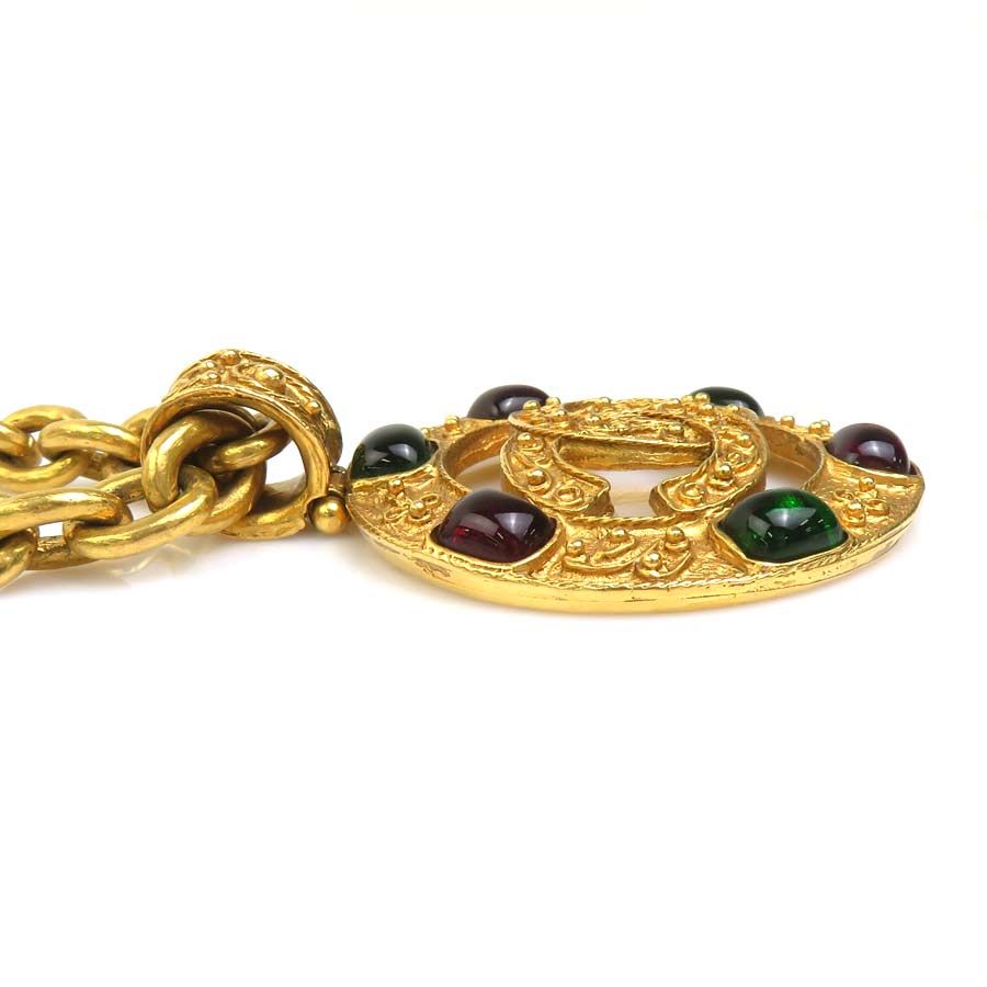 Chanel Necklace CC Logo — view 3