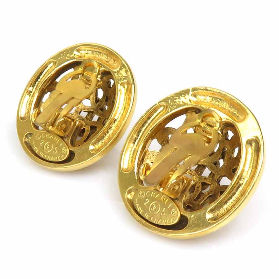 Chanel Earrings CC Logo — view 3
