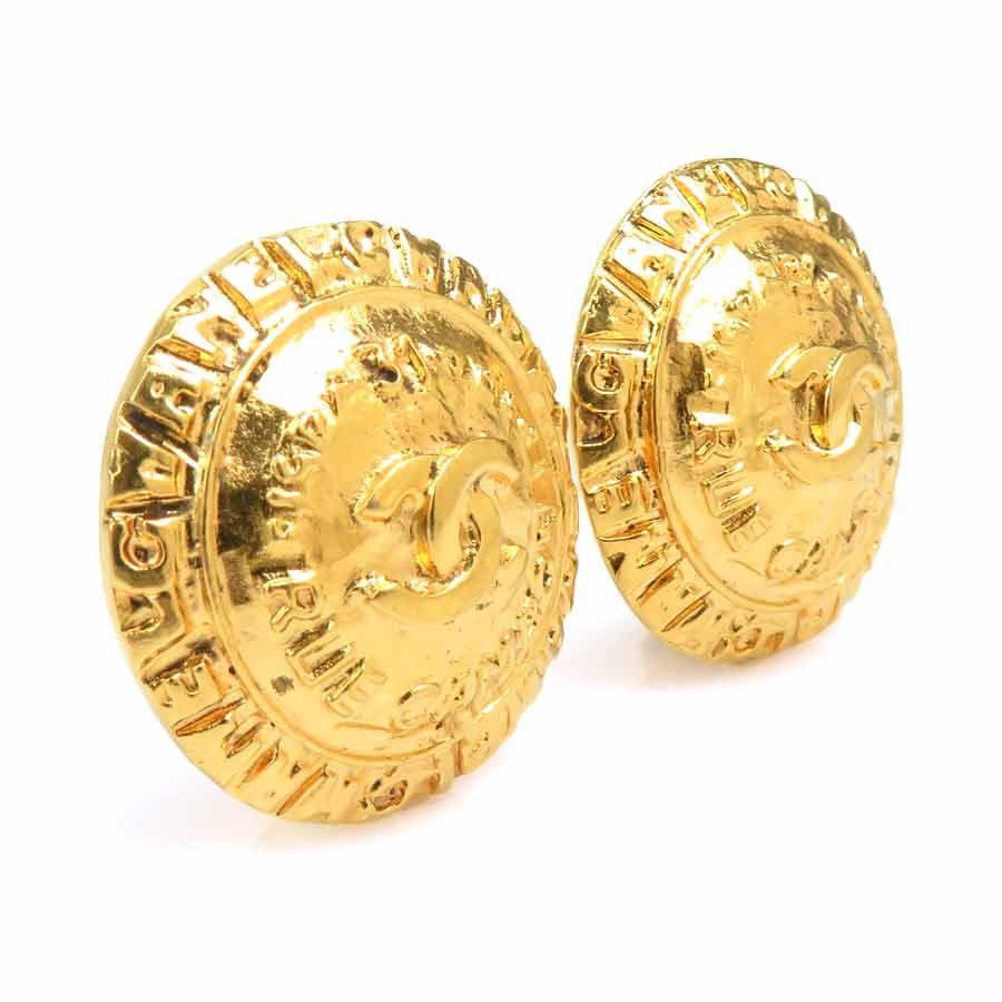 Chanel Earrings CC Logo — view 2