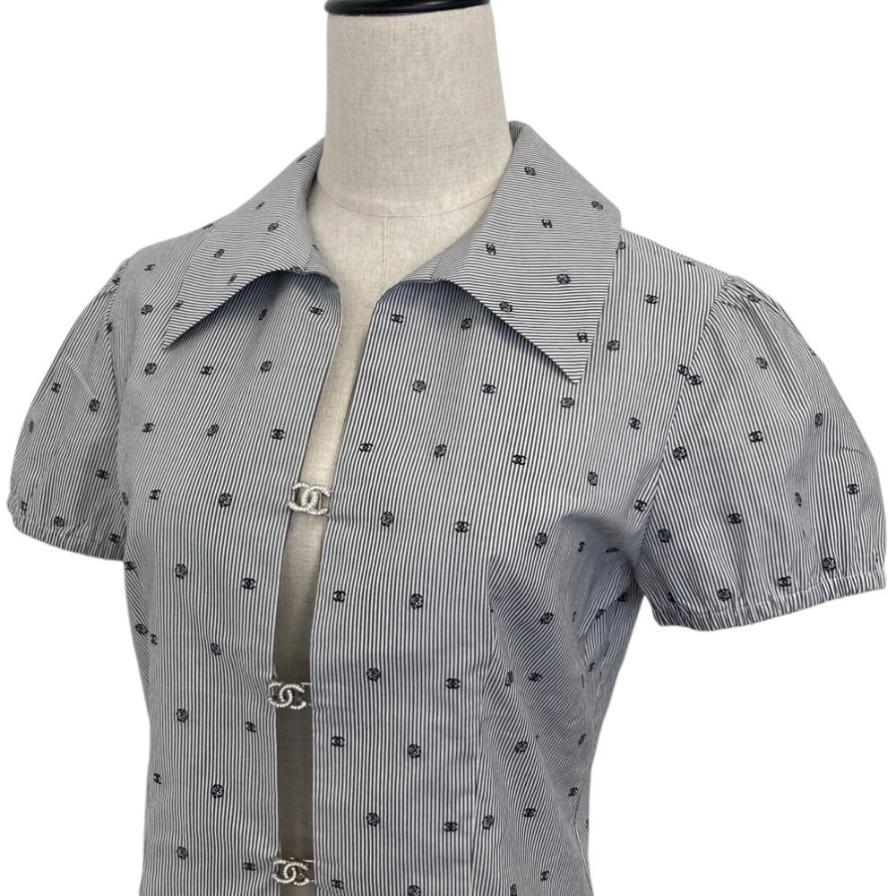Chanel 24P Bijou CC Logo Button Stripe Blouse Navy White Spring Summer 38 — view 4
