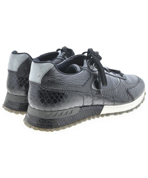 Louis Vuitton Sneakers Black — view 2