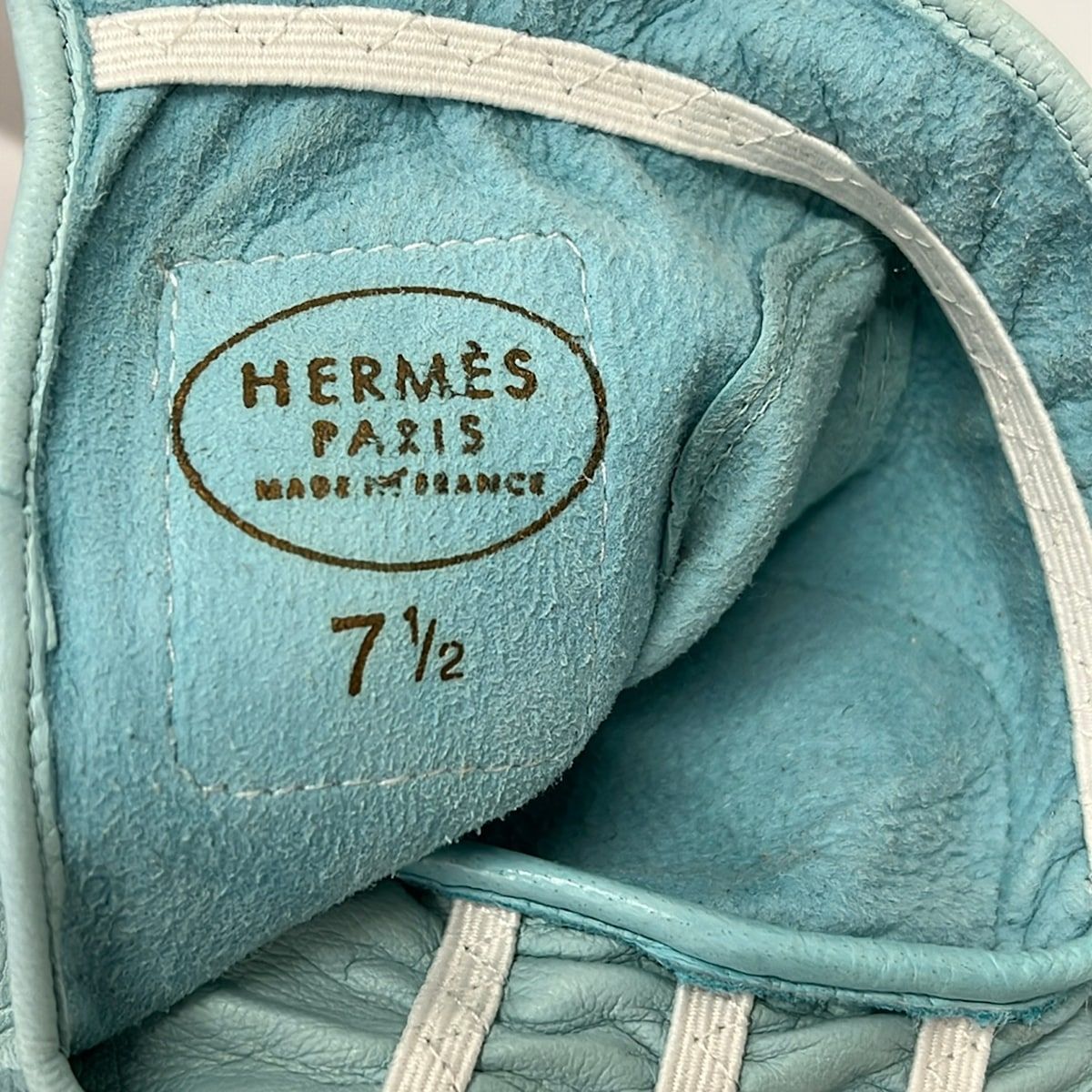 Hermes Gloves 7.5 Sellier Light Blue Golf Glove Left Hand Gold Leather — view 3