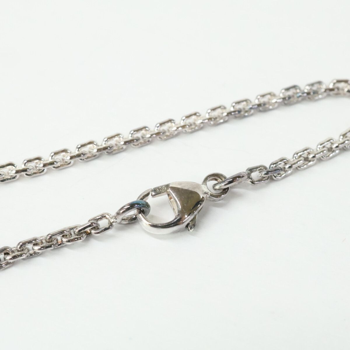 Louis Vuitton Lockit Chain — view 4
