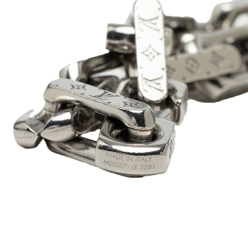 Louis Vuitton Monogram Collier Chain Necklace Silver Metal — view 4