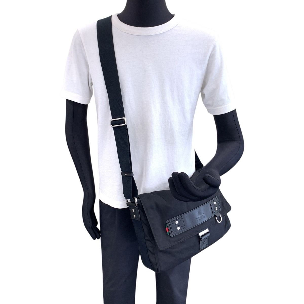Gucci Sherry Line Shoulder Bag Black Silver Nylon Leather — view 7