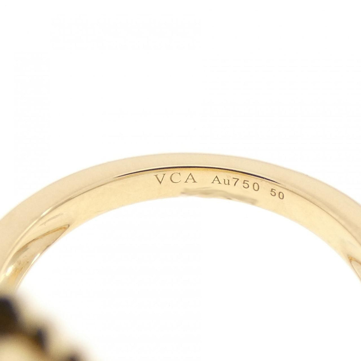 Van Cleef & Arpels Lucky Alhambra Ring — view 4